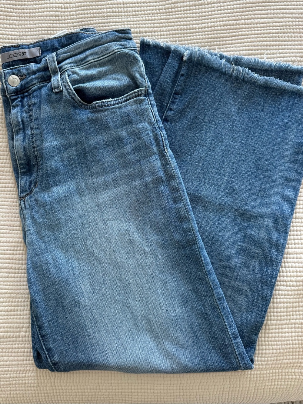 Joe’s Wide Leg Raw Hem Jean size 29 - Picture 3 of 7